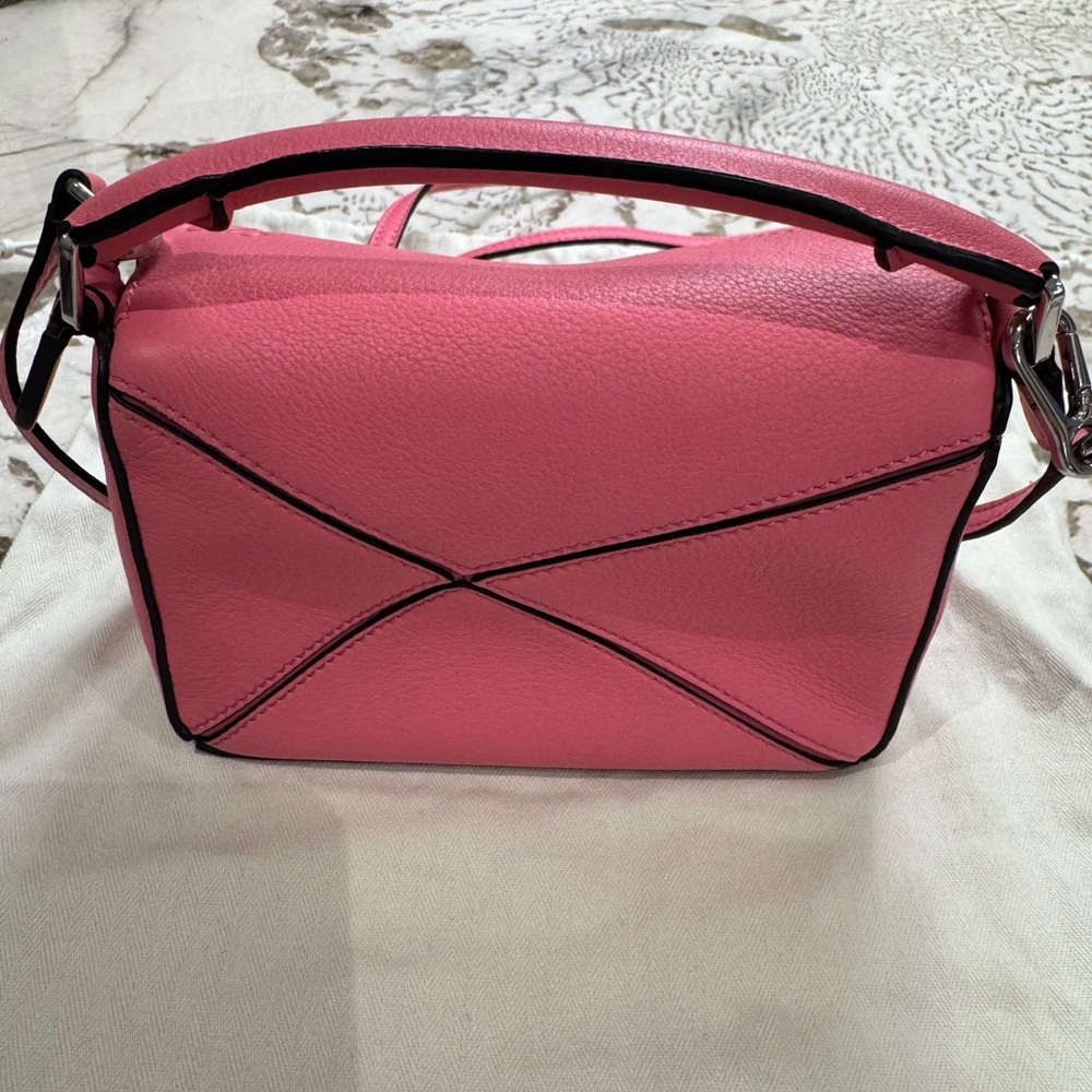 Loewe pink mini puzzle bag - Picture 2 of 10